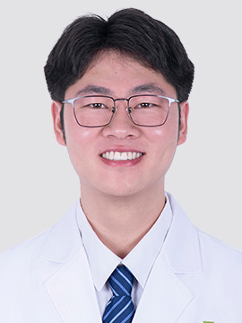 李佳炜
